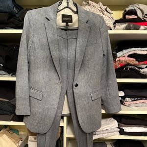 Banana Republic pants suit